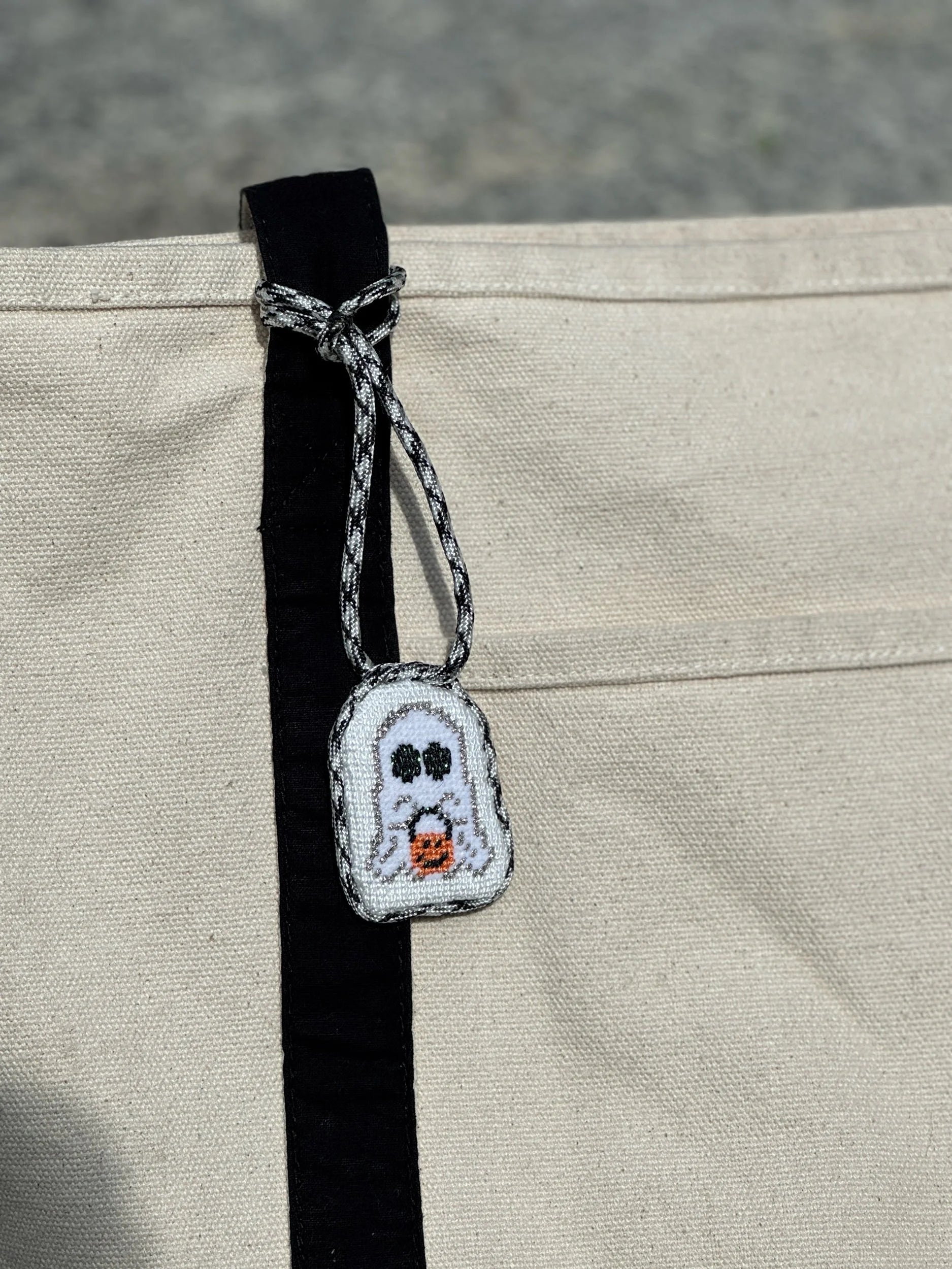 Mini Trick-or-Treat Ghost (Pre-order - 8 weeks)