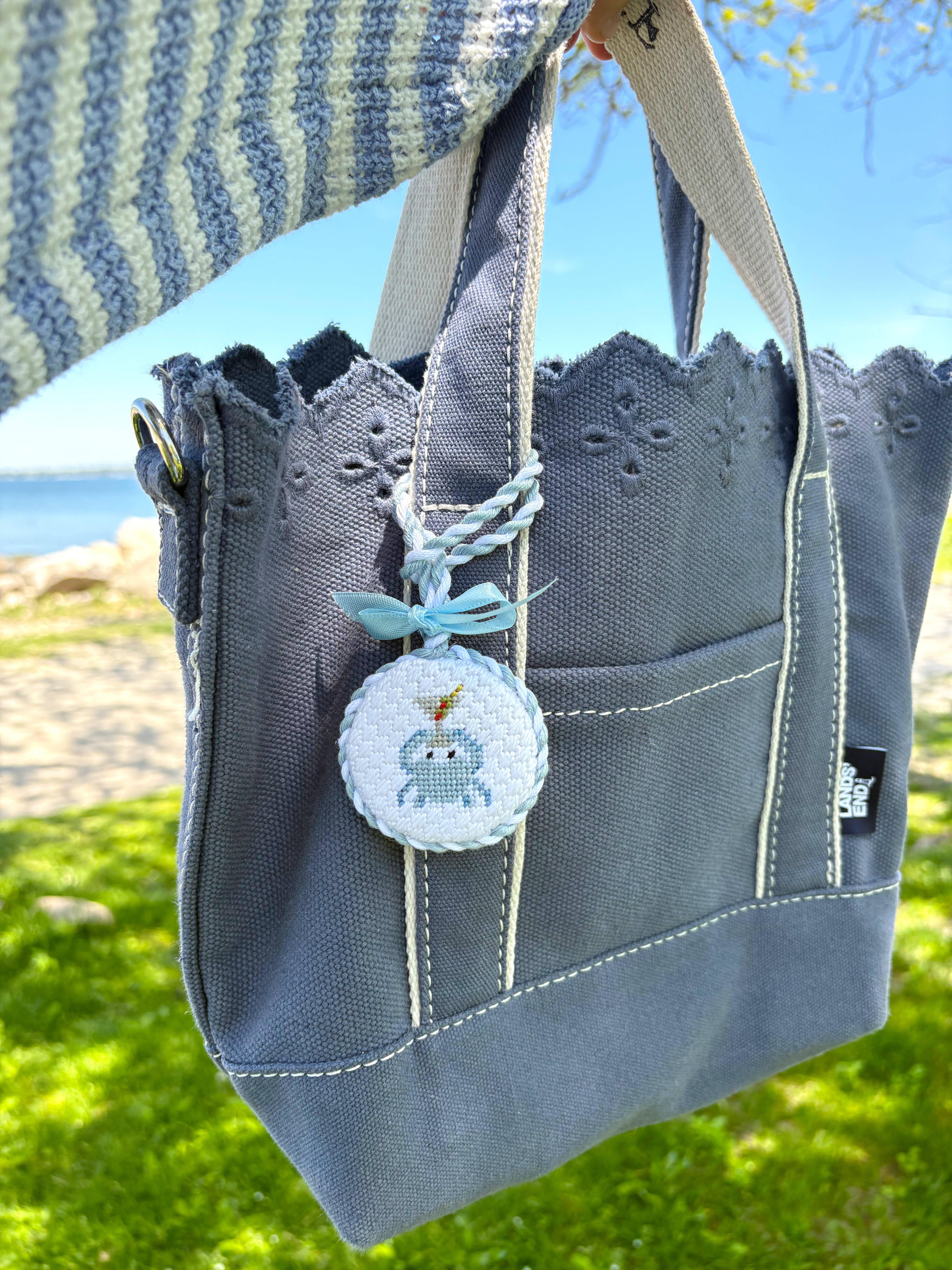 Mini Crabtini (Blue)